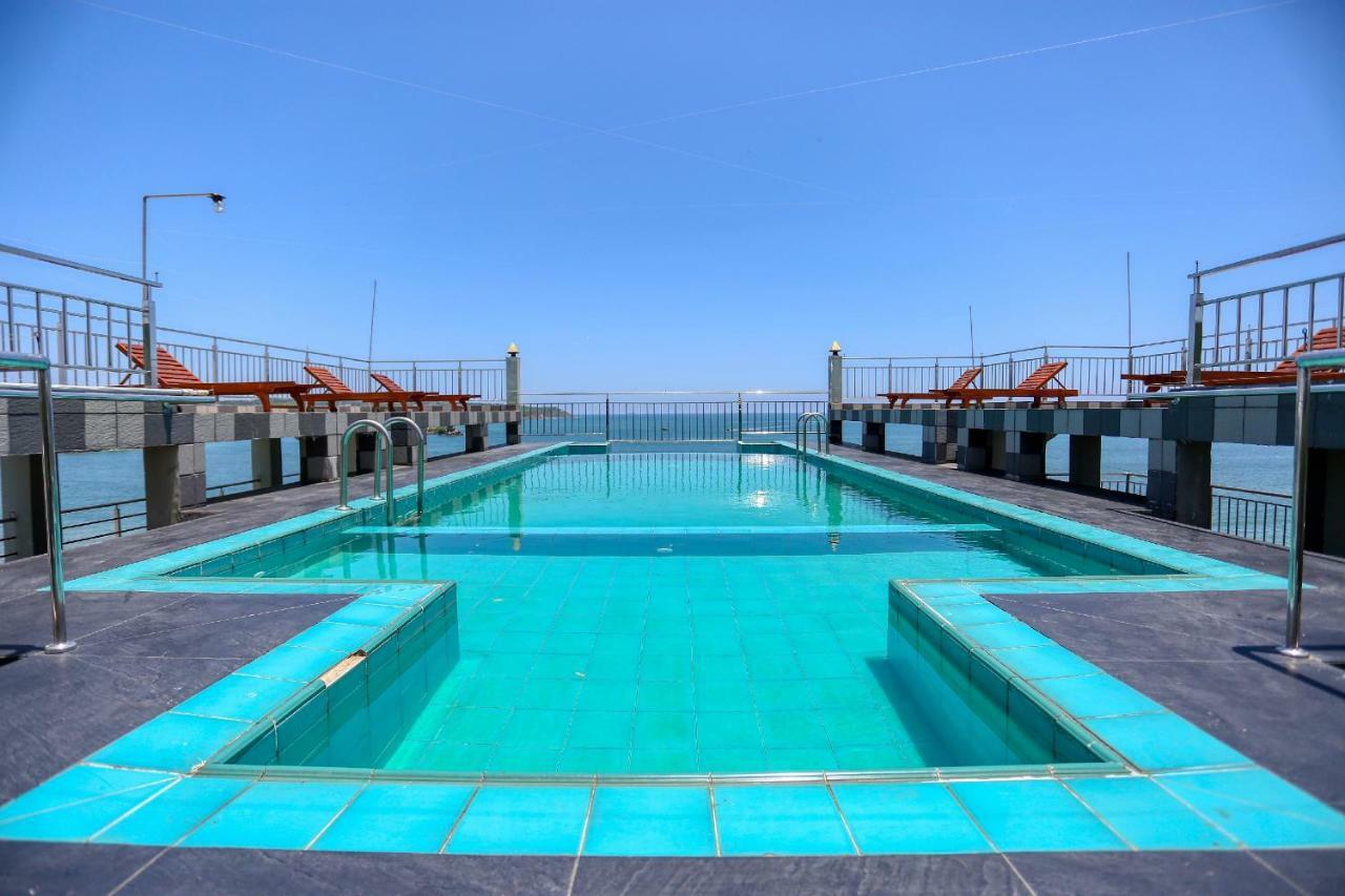 Hotel Sea Line Гале Екстериор снимка