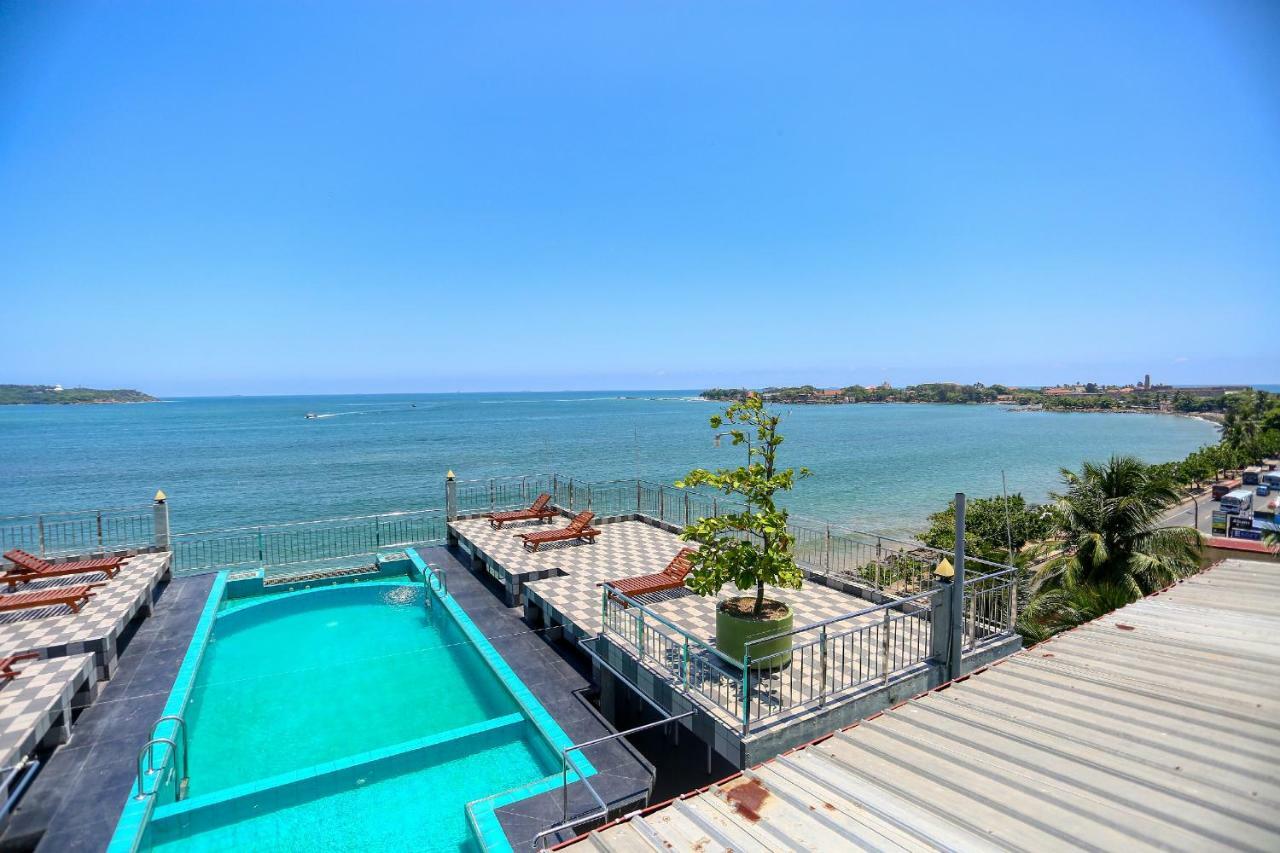 Hotel Sea Line Гале Екстериор снимка