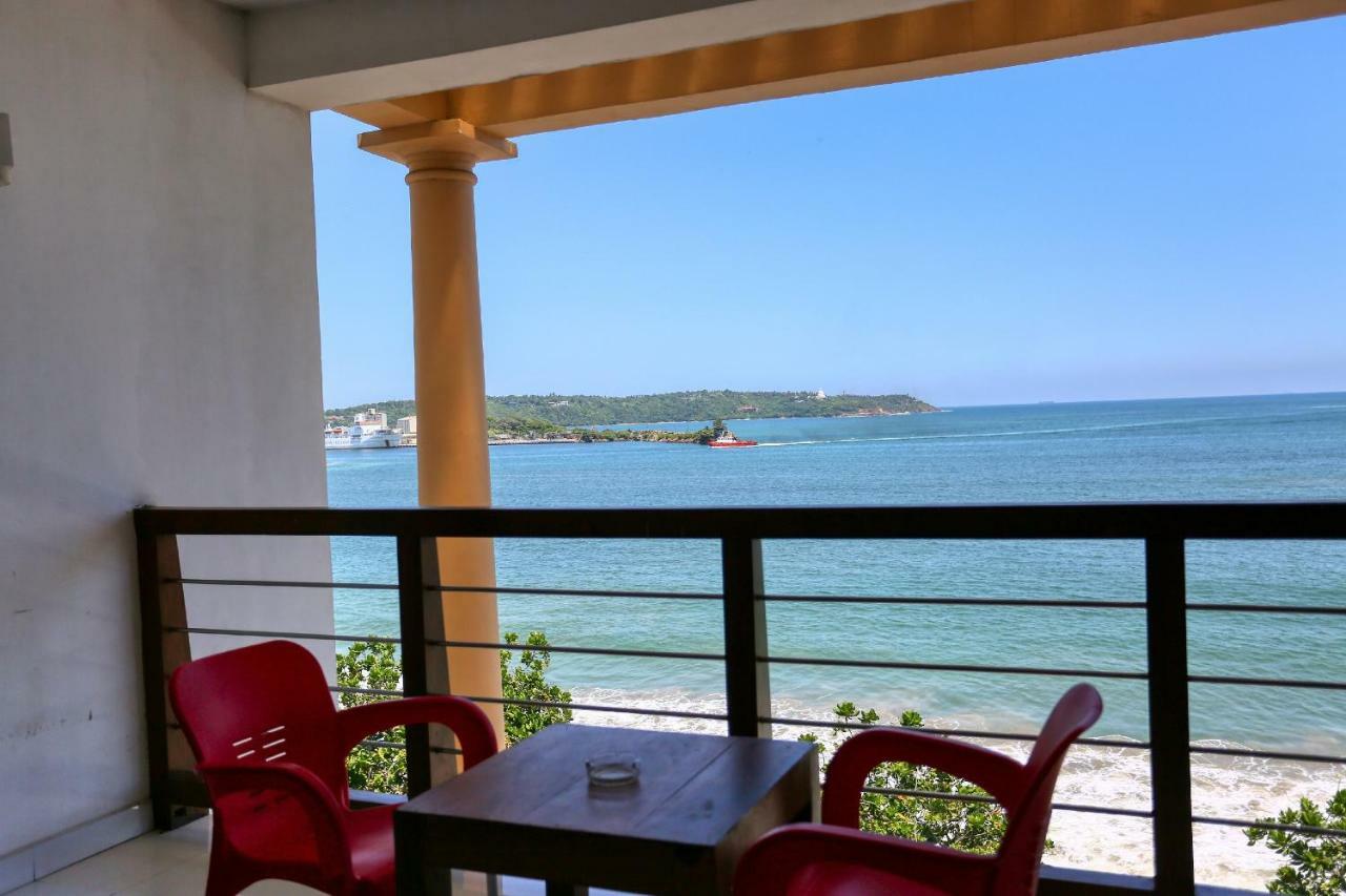 Hotel Sea Line Гале Екстериор снимка