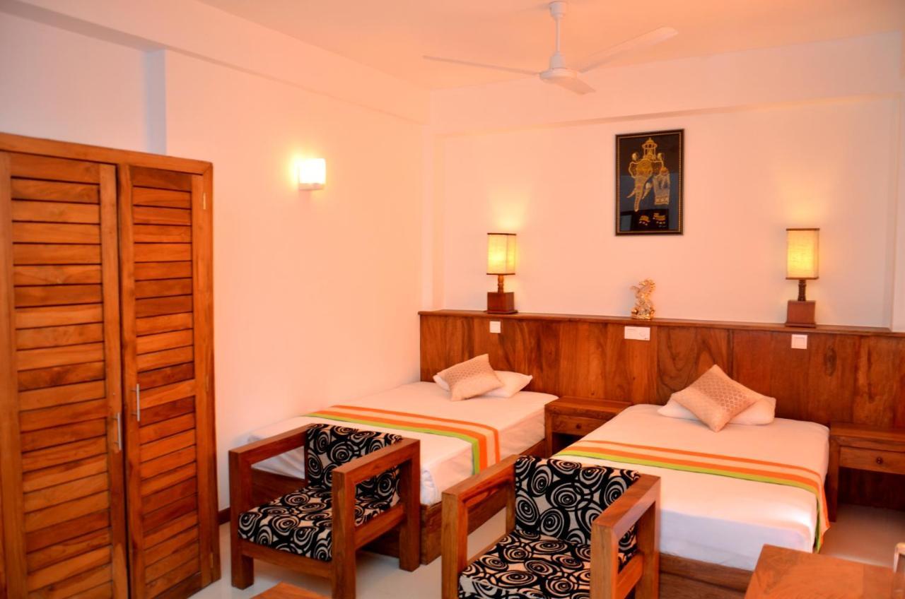 Hotel Sea Line Гале Стая снимка